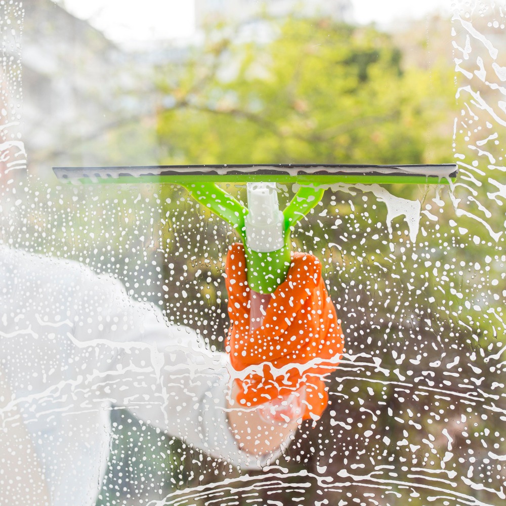 Professionelle Glasreinigung und Fensterreinigung in Berlin